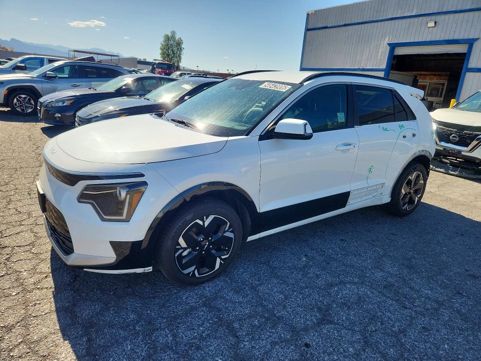 Продажа на аукционе авто 2023 Kia Niro, vin: KNDCR3L19P5036436, номер лота: 54643906