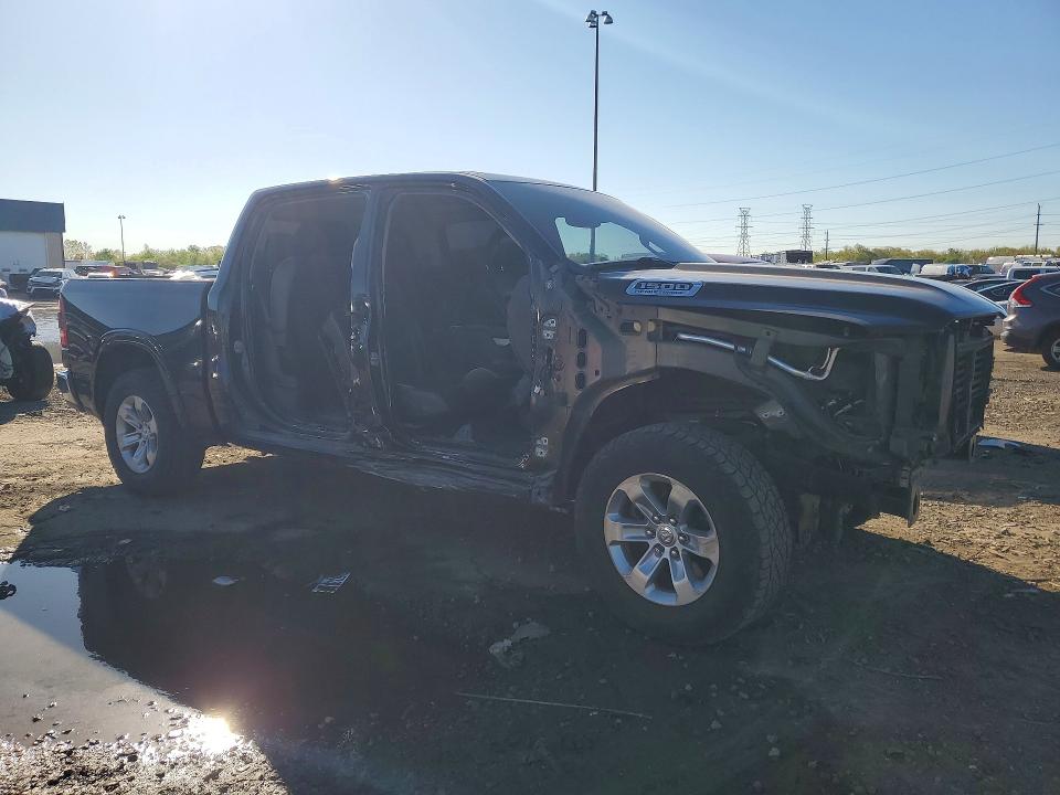53069236 :رقم المزاد ، 1C6SRFJT1MN742286 vin ، 2021 Ram 1500 مزاد بيع