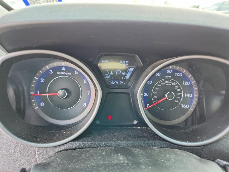 Продажа на аукционе авто 2016 Hyundai Elantra, vin: KMHDH4AE0GU573961, номер лота: 55517416