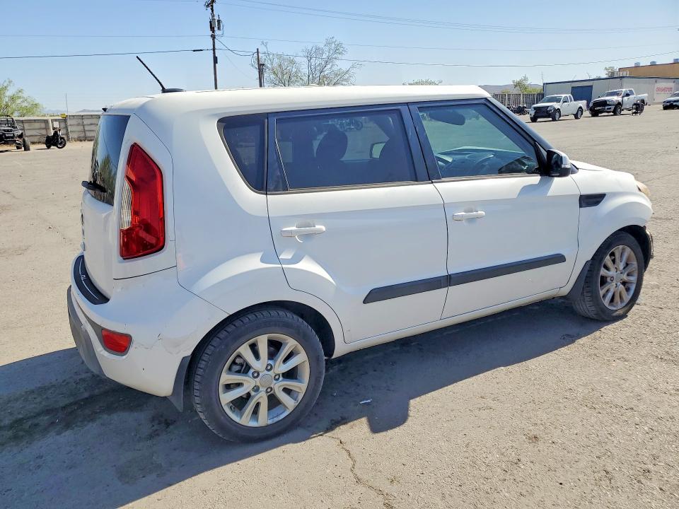 Продажа на аукционе авто 2013 Kia Soul, vin: KNDJT2A60D7511814, номер лота: 53016006