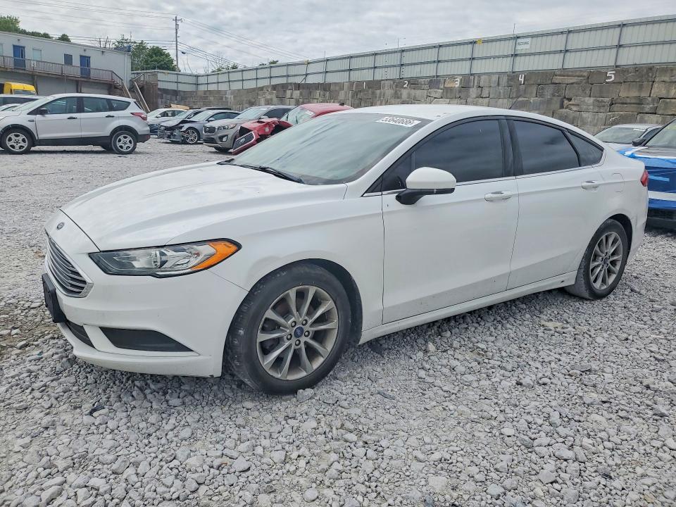 Auction sale of the 2017 Ford Fusion, vin: 3FA6P0HDXHR365185, lot number: 53640686