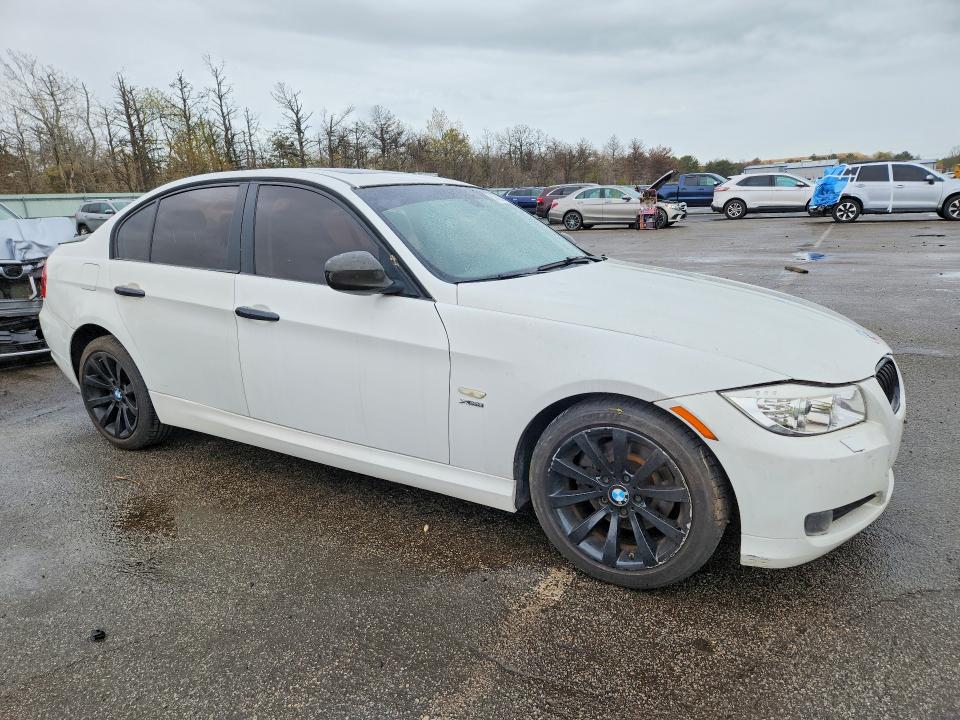 52482386 :رقم المزاد ، WBAPK5C56BA660678 vin ، 2011 Bmw 3 Series مزاد بيع