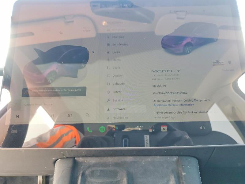 53247526 :رقم المزاد ، 7SAYGDEE4PA121362 vin ، 2023 Tesla Model Y مزاد بيع
