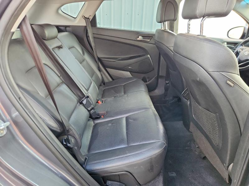 Продажа на аукционе авто 2018 Hyundai Tucson, vin: KM8J33A41JU622093, номер лота: 54182566