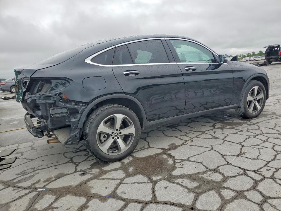 52386196 :رقم المزاد ، WDC0J4KB2HF260633 vin ، 2017 Mercedes-benz Glc Coupe مزاد بيع