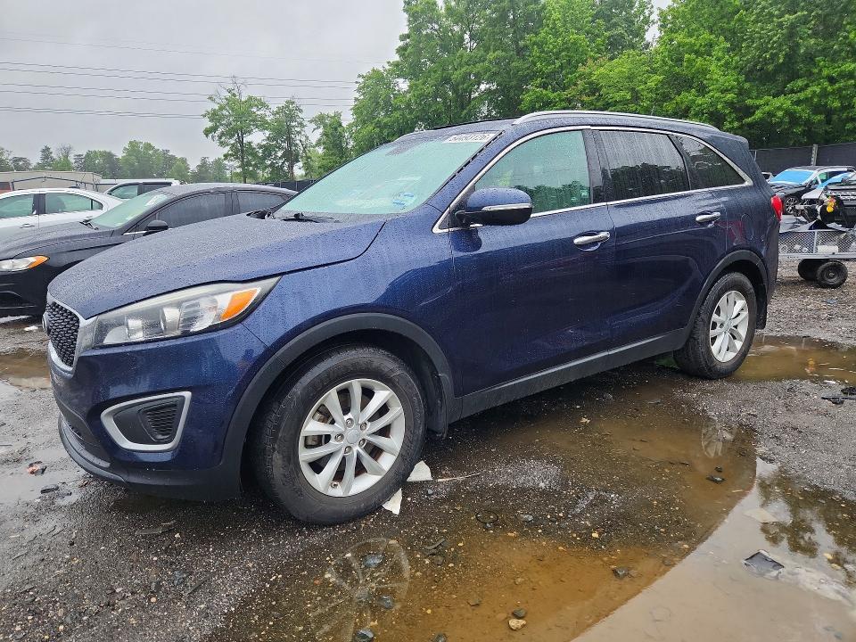 54493126 :رقم المزاد ، 5XYPG4A33HG322373 vin ، 2017 Kia Sorento مزاد بيع