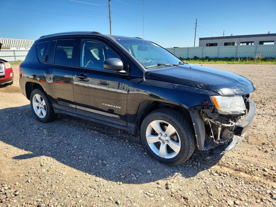 2013 Jeep Compass მანქანა იყიდება აუქციონზე, vin: 1C4NJDBB8DD222292, აუქციონის ნომერი: 54343036