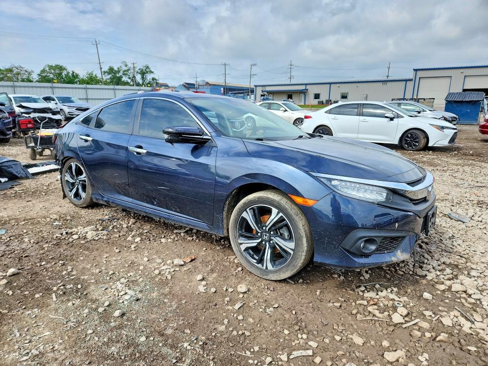 Auction sale of the 2018 Honda Civic, vin: JHMFC1F99JX011972, lot number: 54014216