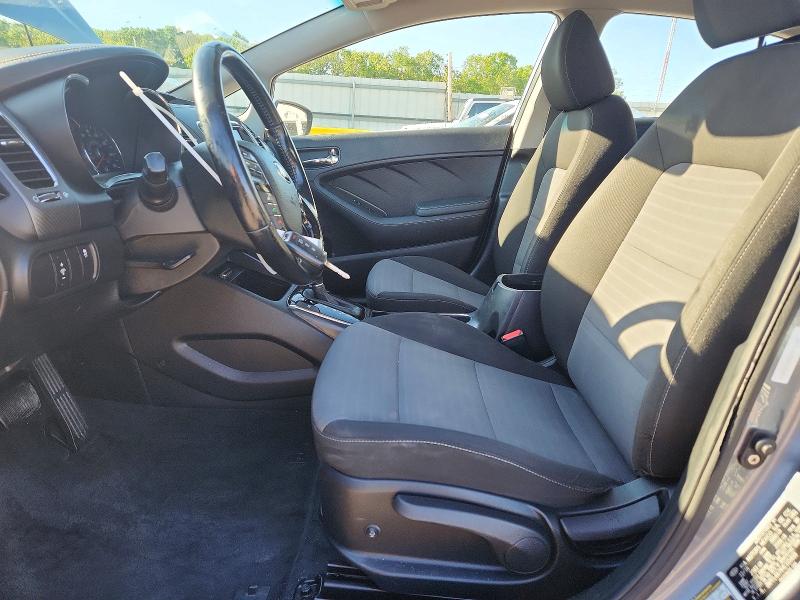 Продажа на аукционе авто 2017 Kia Forte, vin: 3KPFL4A7XHE105409, номер лота: 52079366