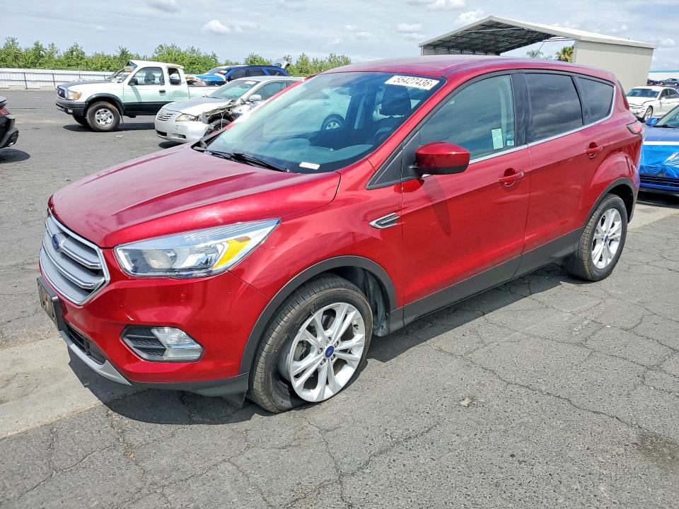 Продажа на аукционе авто 2017 Ford Escape, vin: 1FMCU0GD8HUB02902, номер лота: 55427436