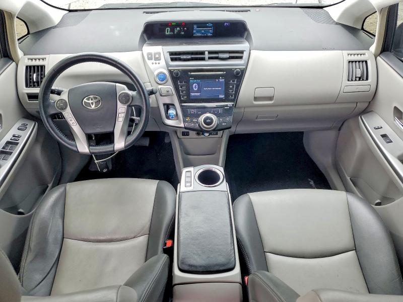 Продажа на аукционе авто 2016 Toyota Prius V, vin: JTDZN3EU4GJ043279, номер лота: 52237986