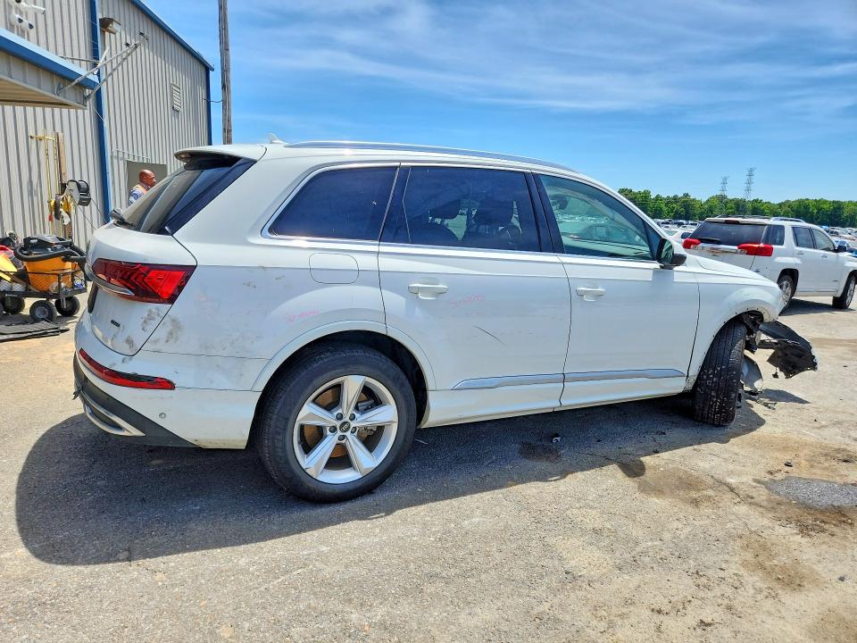 52945416 :رقم المزاد ، WA1AXBF73ND013044 vin ، 2022 Audi Q7 مزاد بيع