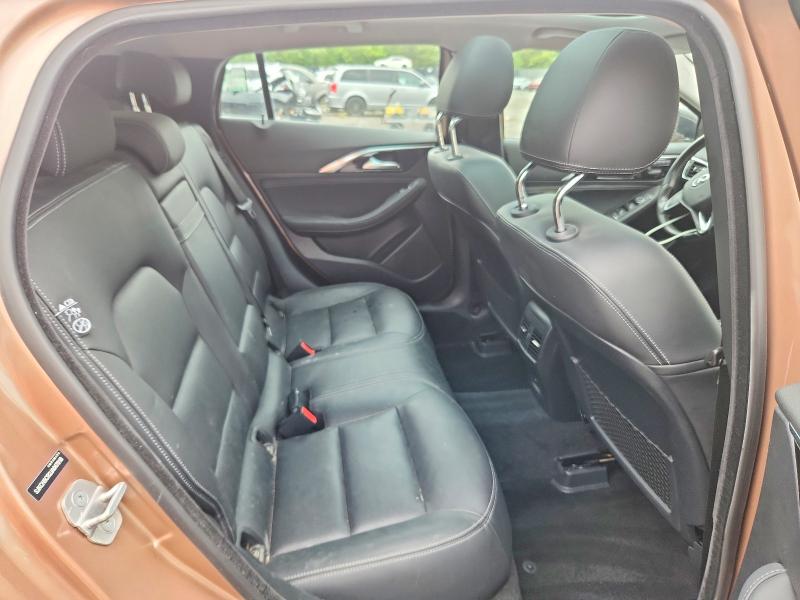 52610036 :رقم المزاد ، SJKCH5CR2JA047018 vin ، 2018 Infiniti Qx30 مزاد بيع