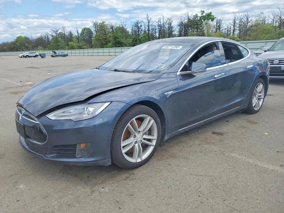 Продажа на аукционе авто 2015 Tesla Model S, vin: 5YJSA1E11FF116590, номер лота: 55211256