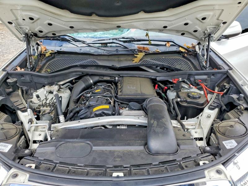 Продажа на аукционе авто 2015 Bmw X5, vin: 5UXKR0C53F0K66528, номер лота: 54687146