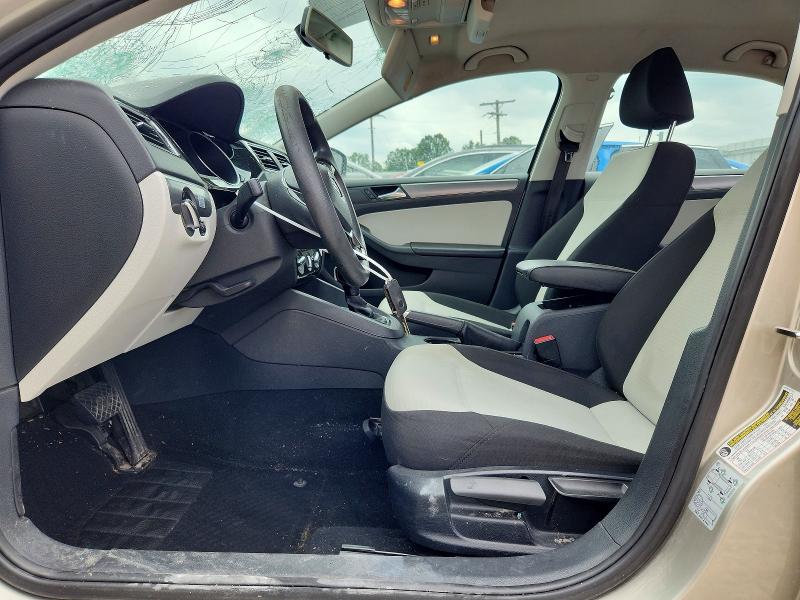52940086 :رقم المزاد ، 3VWLA7AJ7FM277645 vin ، 2015 Volkswagen Jetta مزاد بيع