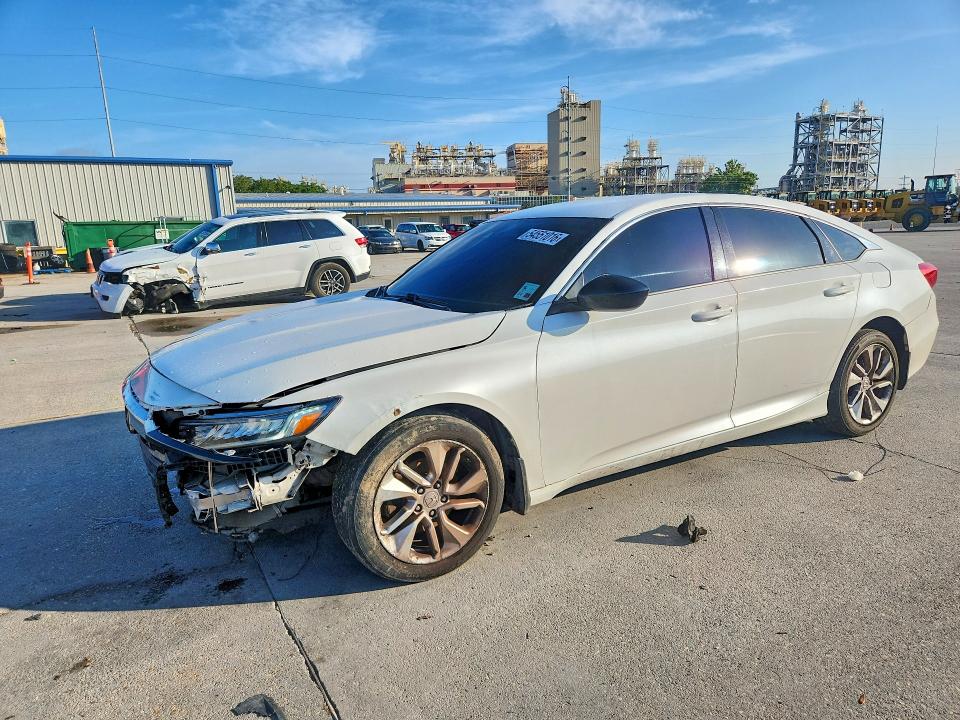 Продаж на аукціоні авто 2018 Honda Accord, vin: 1HGCV1F11JA060922, номер лоту: 54551016