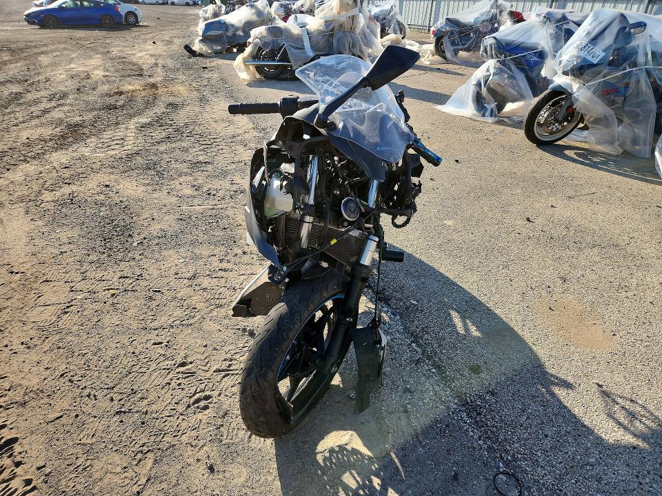 Продажа на аукционе авто 2020 Kawasaki Ex400, vin: JKAEXKG15LDA81311, номер лота: 55044646