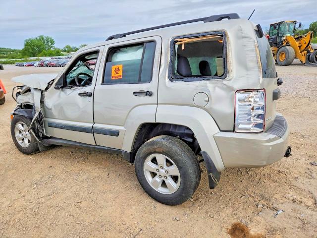 54476466 :رقم المزاد ، 1J8GN28K49W512431 vin ، 2009 Jeep Liberty مزاد بيع