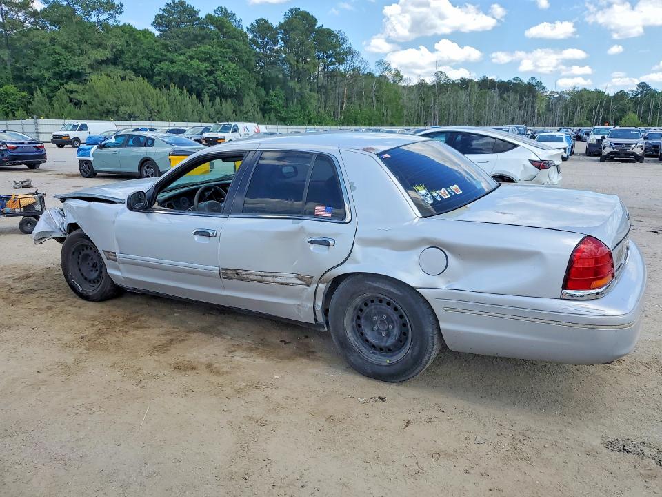 Aukcja sprzedaży 2002 Ford Crown Victoria, vin: 2FAFP71W12X144605, numer aukcji: 52340416