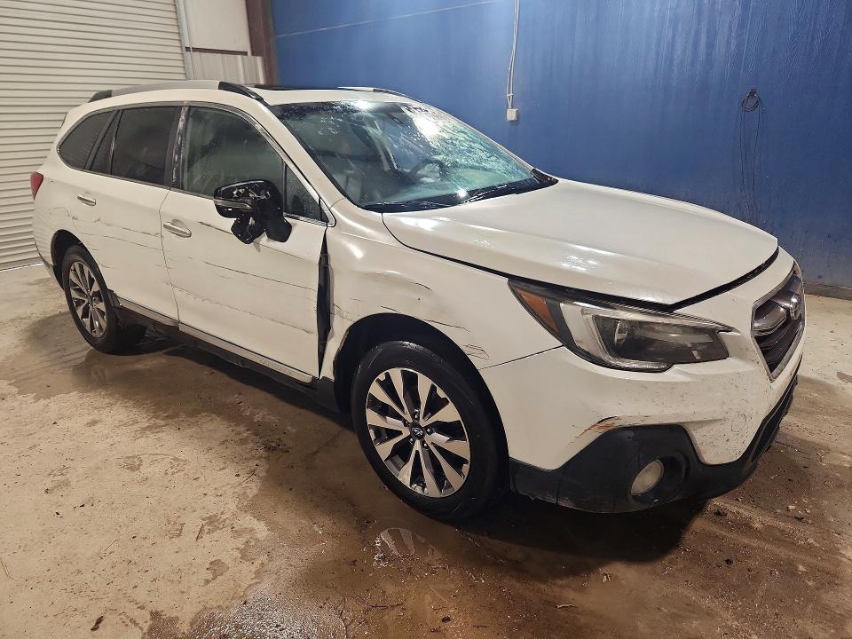 Продажа на аукционе авто 2019 Subaru Outback, vin: 4S4BSATC4K3255567, номер лота: 54872396