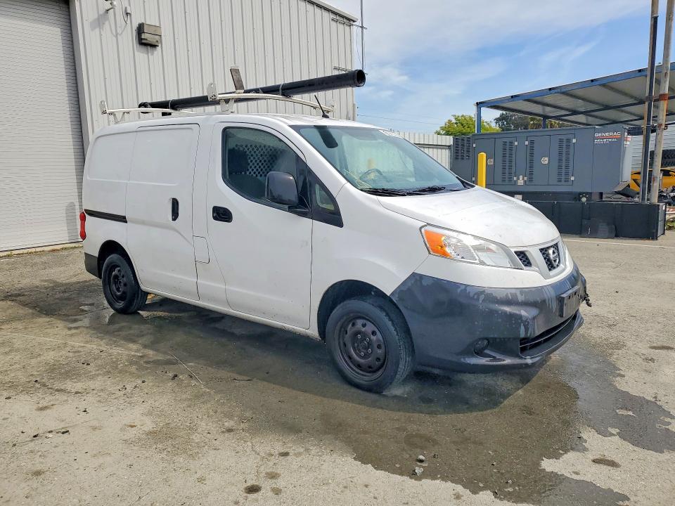 56724126 :رقم المزاد ، 3N6CM0KN2JK692408 vin ، 2018 Nissan Nv200 مزاد بيع