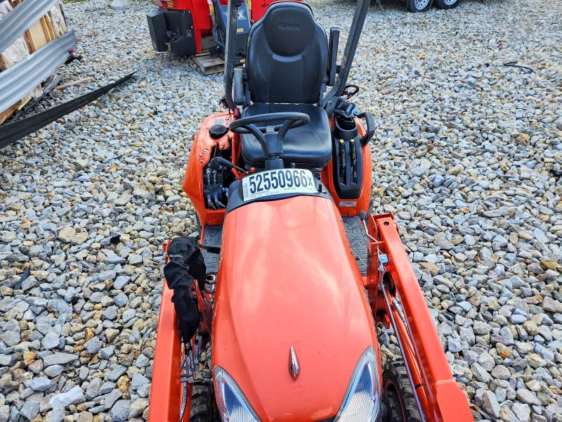 52550966 :رقم المزاد ، KBUC1CHRLN6LH5722 vin ، 2023 Kubota Bx 2680-1 مزاد بيع