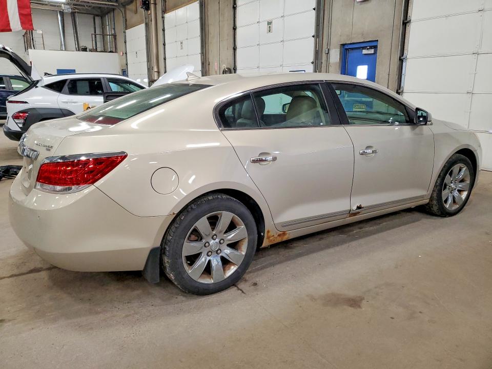 51992386 :رقم المزاد ، 1G4GC5ED1BF399611 vin ، 2011 Buick Lacrosse مزاد بيع