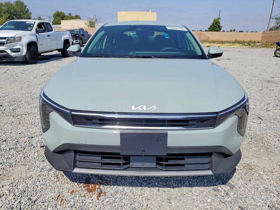 2026 Kia K4 მანქანა იყიდება აუქციონზე, vin: 3KPFU4DE0TE299562, აუქციონის ნომერი: 53261756
