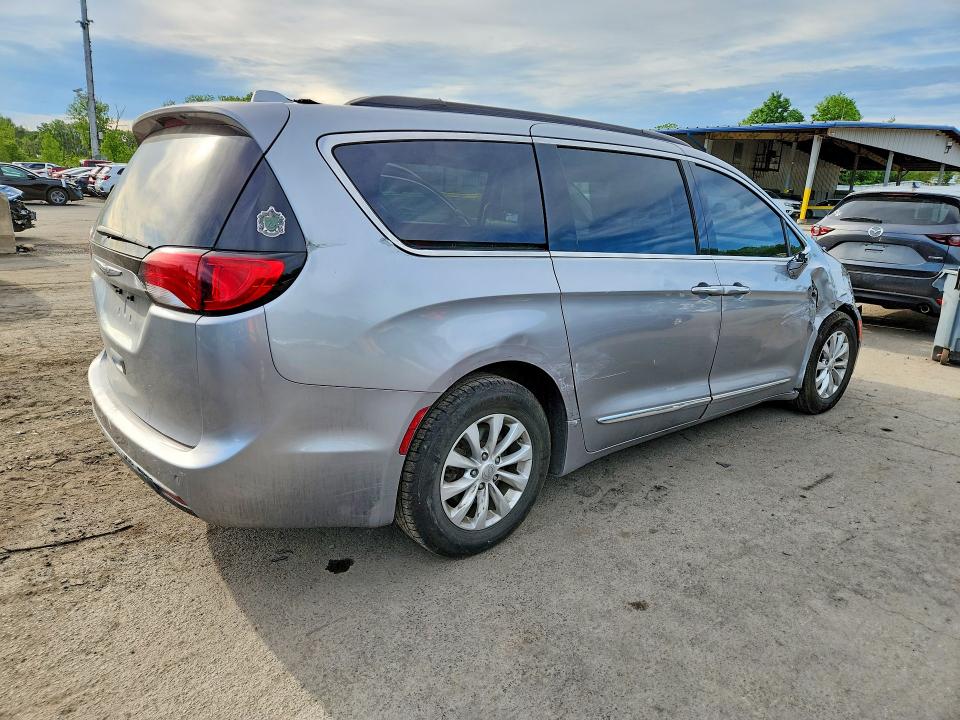 Продаж на аукціоні авто 2017 Chrysler Pacifica, vin: 2C4RC1BG4HR788216, номер лоту: 55329386
