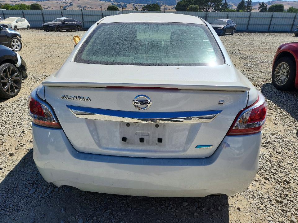 2013 Nissan Altima მანქანა იყიდება აუქციონზე, vin: 1N4AL3AP5DC200701, აუქციონის ნომერი: 53769136