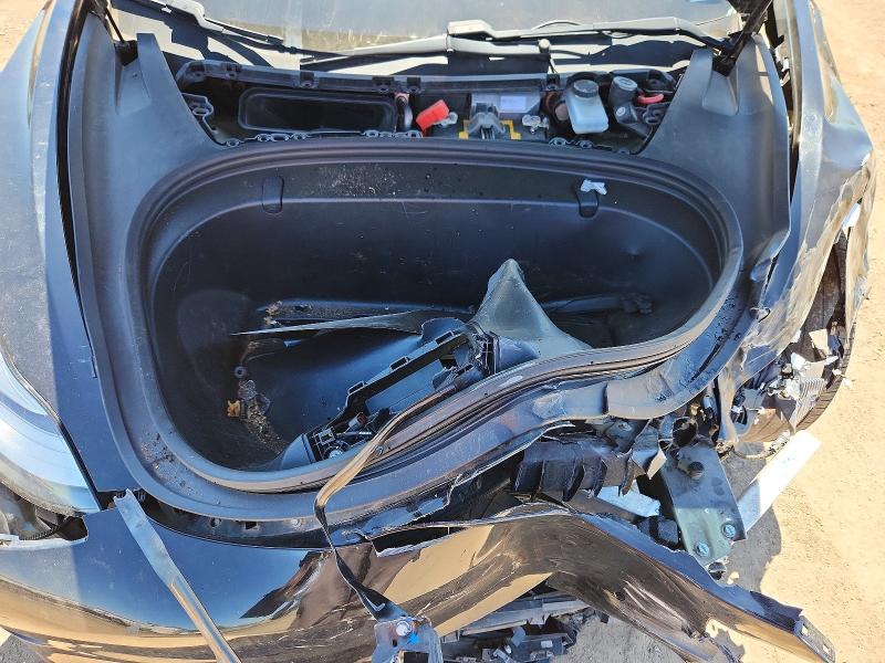 Продажа на аукционе авто 2018 Tesla Model 3, vin: 5YJ3E1EA8JF037693, номер лота: 52383156