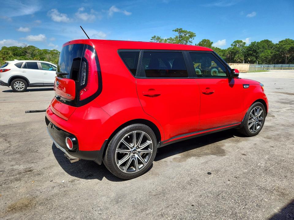 Продаж на аукціоні авто 2018 Kia Soul, vin: KNDJX3AA9J7590653, номер лоту: 52543366