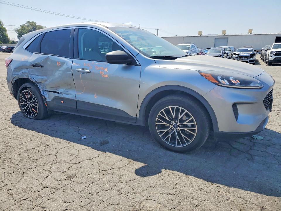 2022 Ford Escape მანქანა იყიდება აუქციონზე, vin: 1FMCU0EZ5NUC01297, აუქციონის ნომერი: 53297146