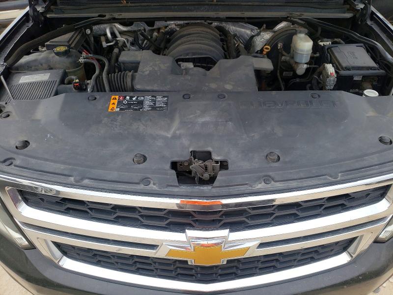 51916076 :رقم المزاد ، 1GNSKHKC8JR208821 vin ، 2018 Chevrolet Suburban مزاد بيع