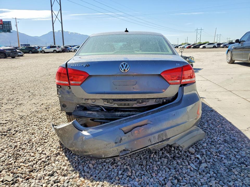53976316 :رقم المزاد ، 1VWBP7A33DC014398 vin ، 2013 Volkswagen Passat مزاد بيع