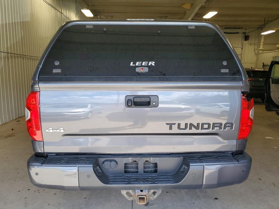Продажа на аукционе авто 2019 Toyota Tundra, vin: 5TFAY5F17KX821116, номер лота: 52394816