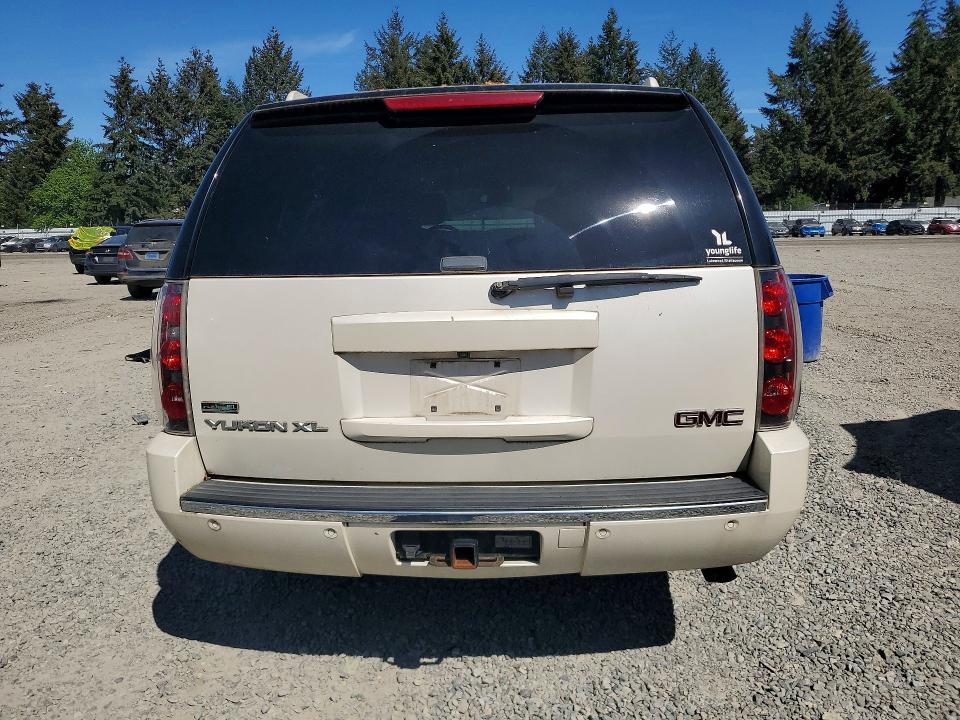 2011 Gmc Yukon Xl მანქანა იყიდება აუქციონზე, vin: 1GKS2MEF8BR382742, აუქციონის ნომერი: 52916976