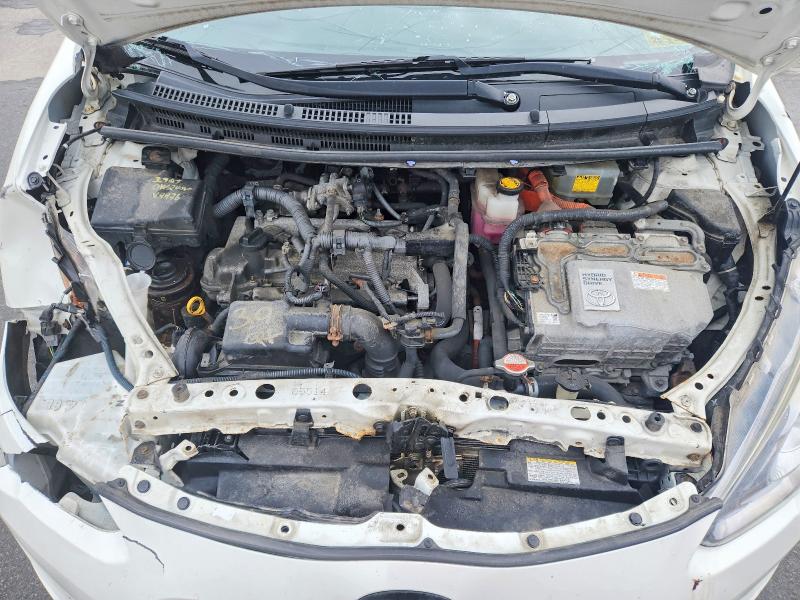 53591946 :رقم المزاد ، JTDKDTB34F1112065 vin ، 2015 Toyota Prius C مزاد بيع