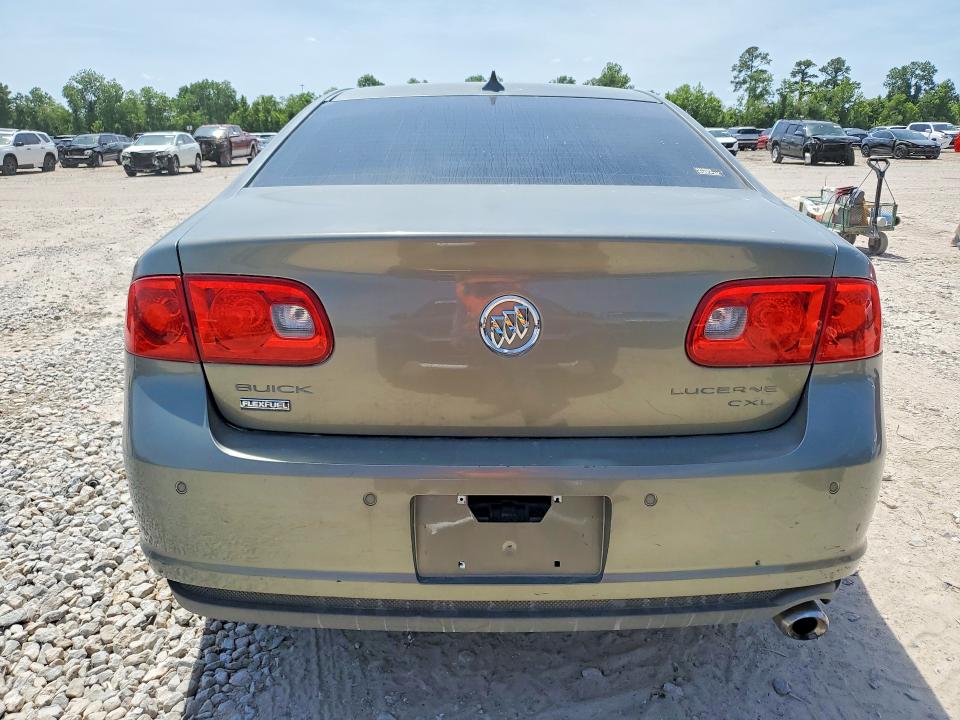 52722386 :رقم المزاد ، 1G4HC5EM1BU138933 vin ، 2011 Buick Lucerne مزاد بيع