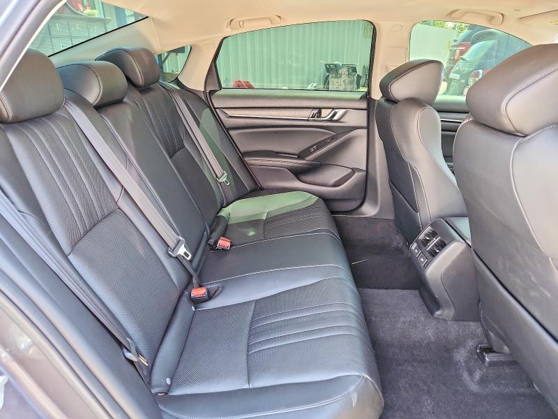 52525976 :رقم المزاد ، 1HGCV2F94NA011876 vin ، 2022 Honda Accord مزاد بيع