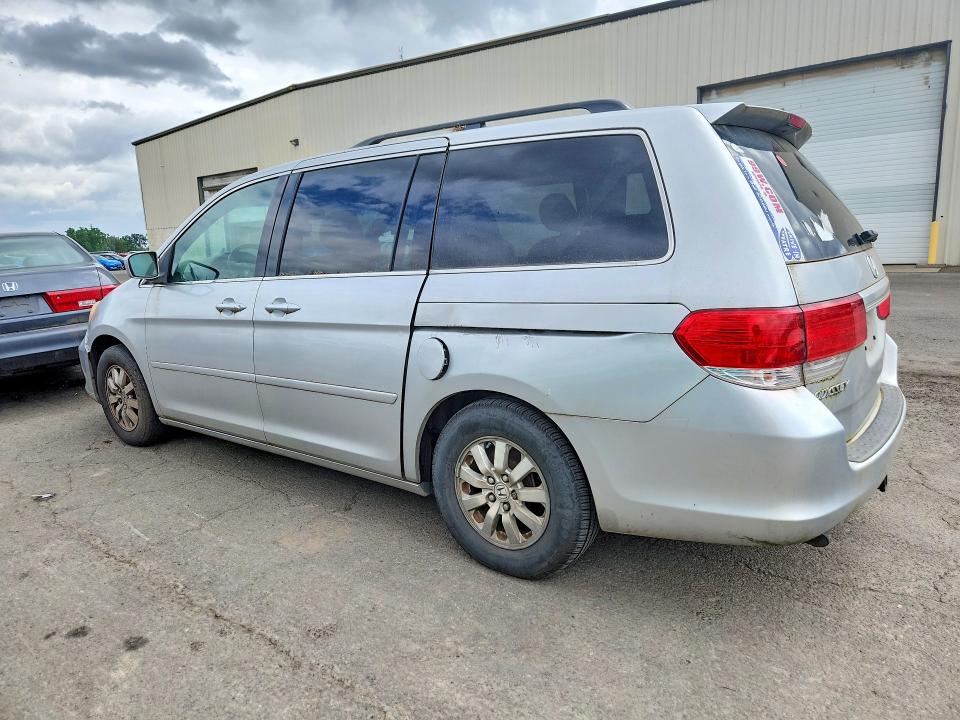 53436726 :رقم المزاد ، 5FNRL3H71AB078923 vin ، 2010 Honda Odyssey مزاد بيع