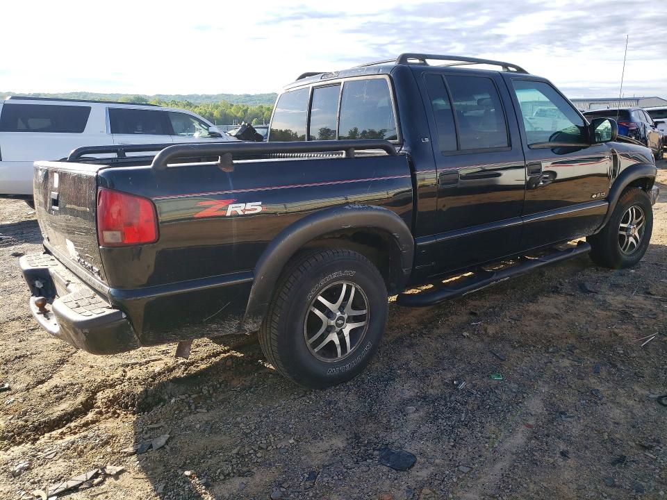 52001936 :رقم المزاد ، 1GCDT13XX3K124681 vin ، 2003 Chevrolet S10 مزاد بيع