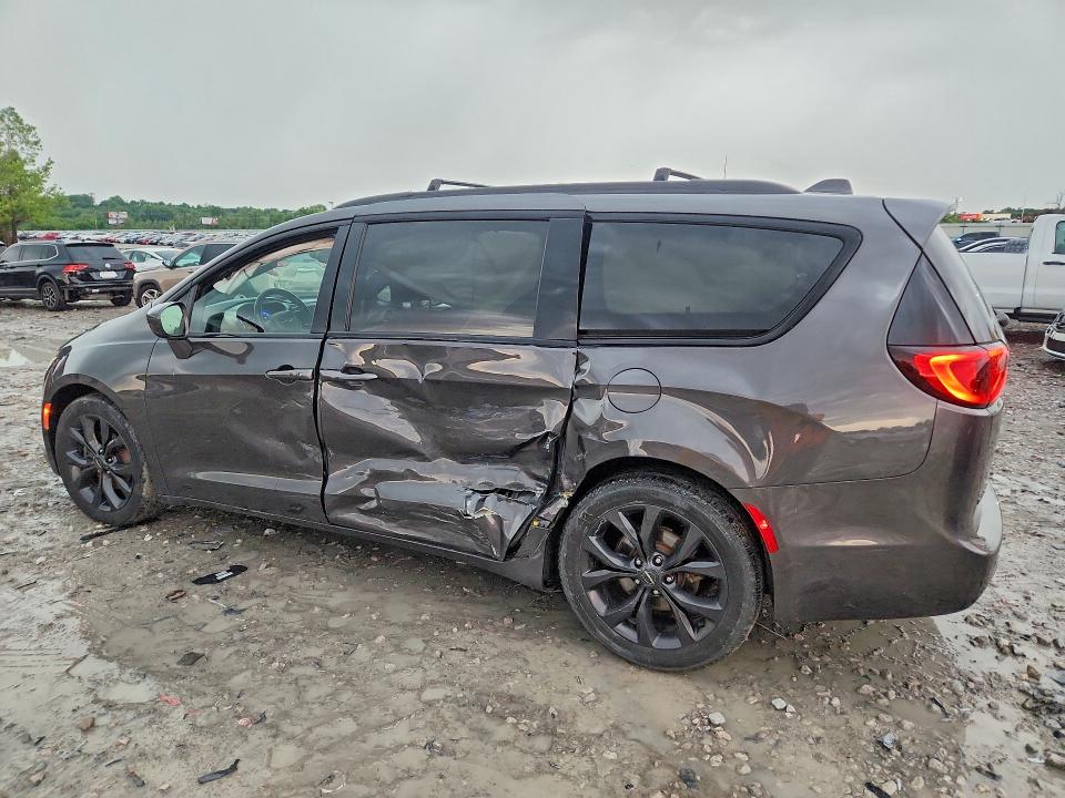 Продажа на аукционе авто 2020 Chrysler Pacifica Touring, vin: 2C4RC1BG7LR111301, номер лота: 52937596