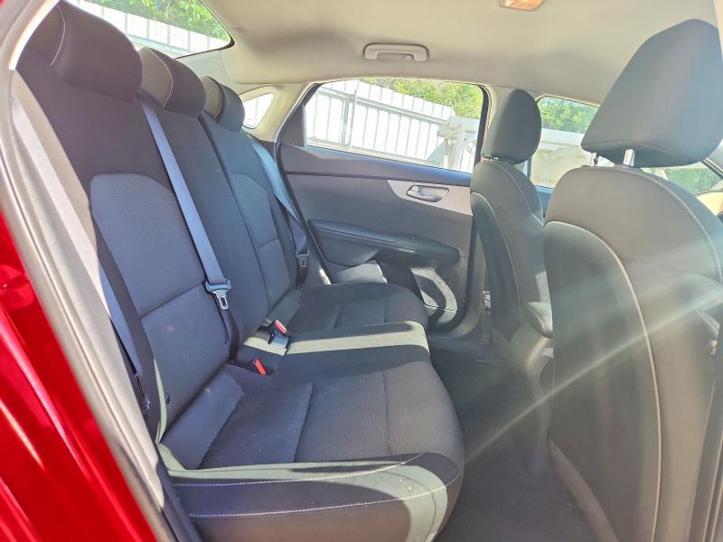 54945996 :رقم المزاد ، 3KPF24AD9PE581898 vin ، 2023 Kia Forte مزاد بيع