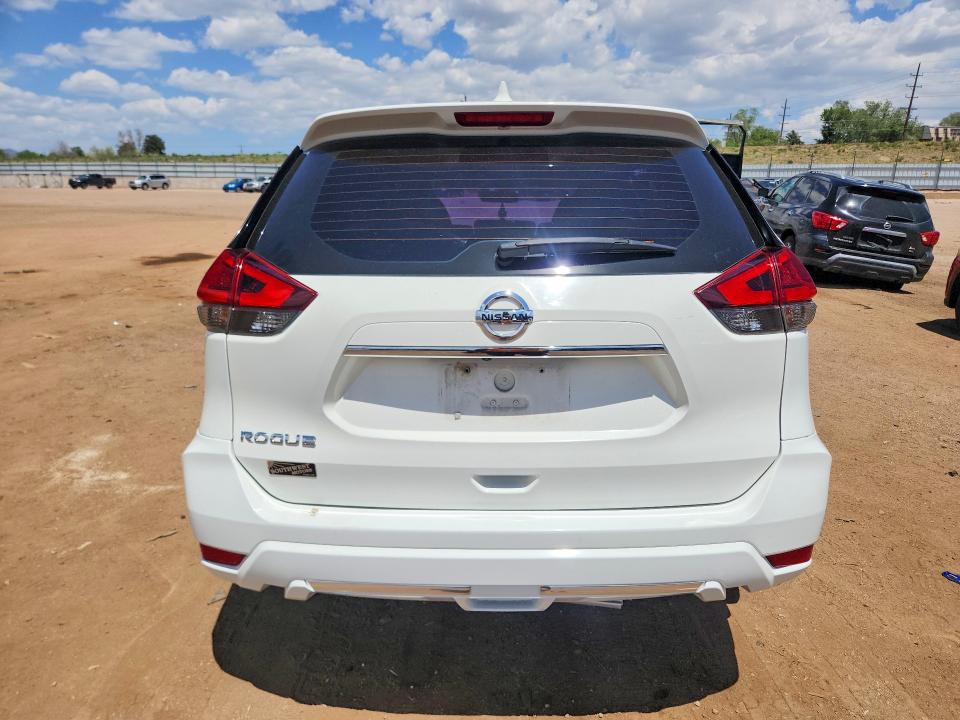 2017 Nissan Rogue მანქანა იყიდება აუქციონზე, vin: KNMAT2MT6HP608233, აუქციონის ნომერი: 53888256