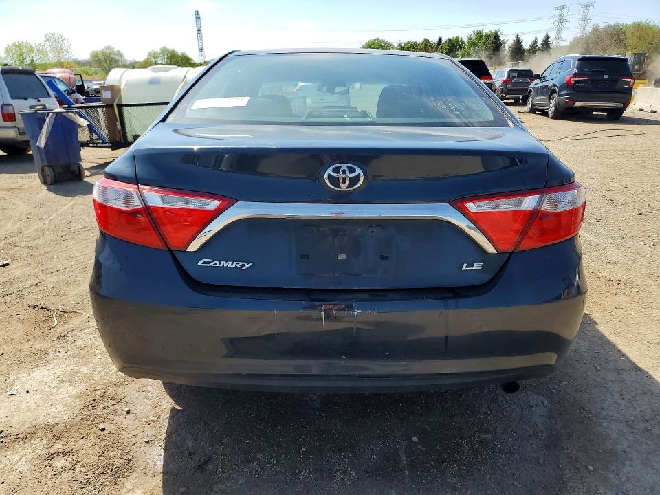 53428296 :رقم المزاد ، 4T4BF1FK5GR557626 vin ، 2016 Toyota Camry مزاد بيع