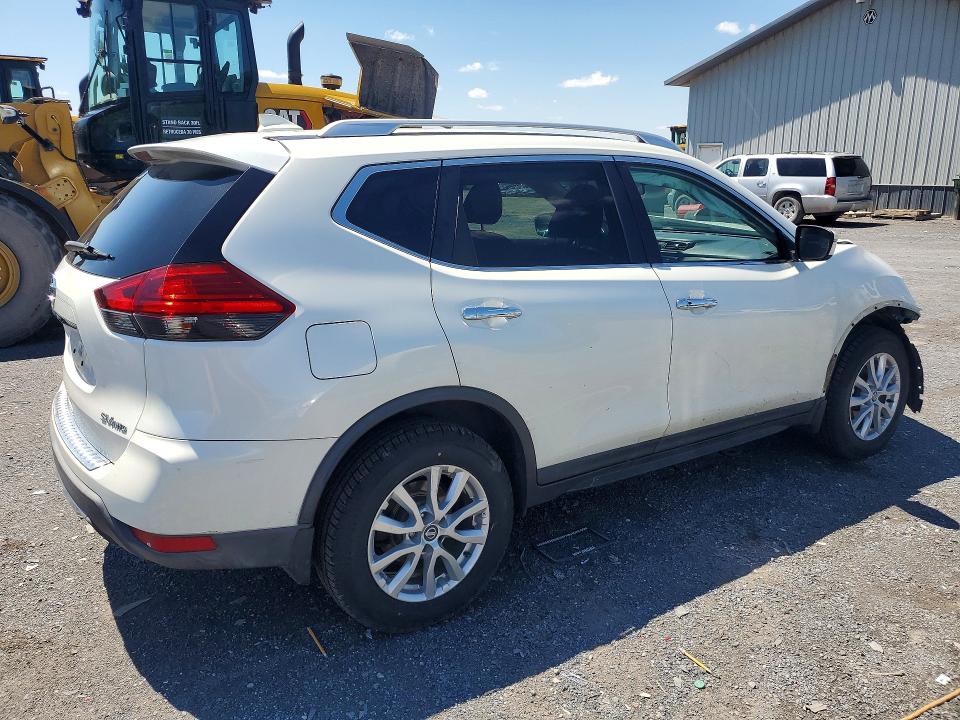 52580516 :رقم المزاد ، KNMAT2MV9HP612682 vin ، 2017 Nissan Rogue مزاد بيع