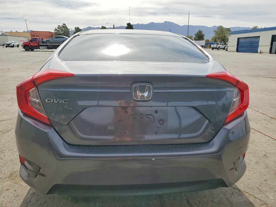 2018 Honda Civic მანქანა იყიდება აუქციონზე, vin: 2HGFC2F58JH596361, აუქციონის ნომერი: 55040286