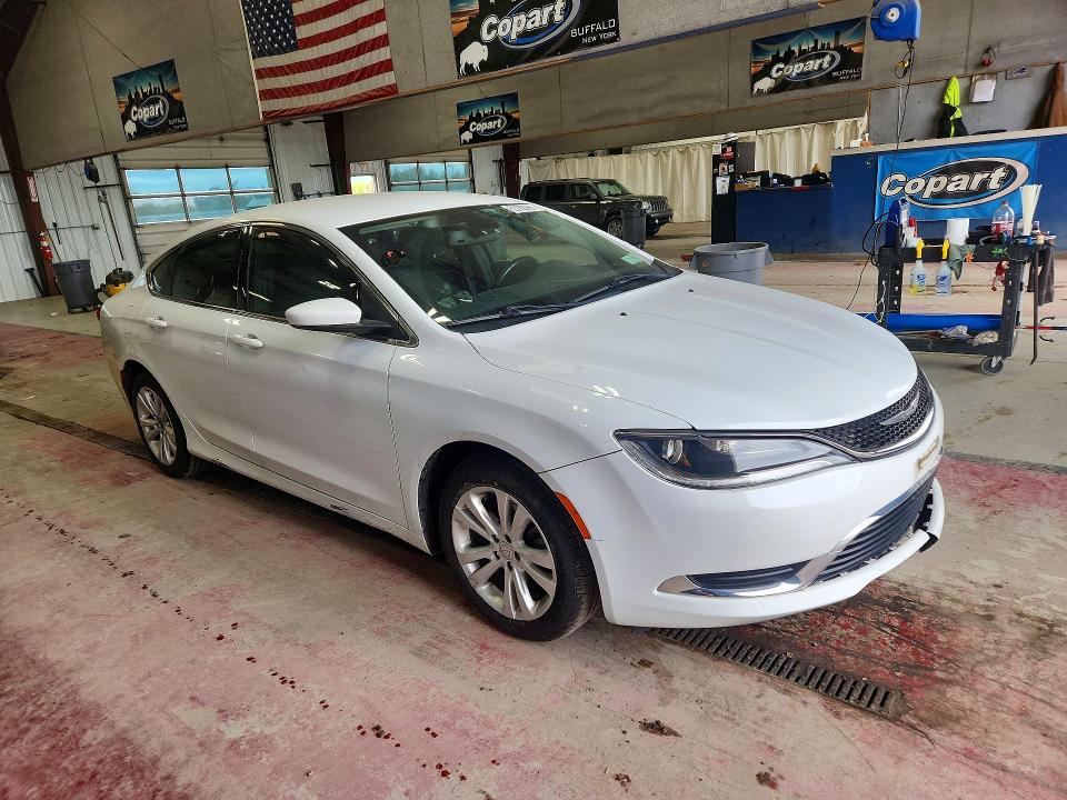 53368966 :رقم المزاد ، 1C3CCCAB0FN555391 vin ، 2015 Chrysler 200 مزاد بيع